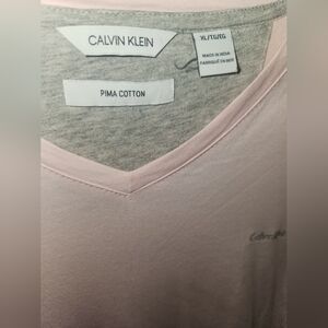 Calvin Klein Pink V-Shirt